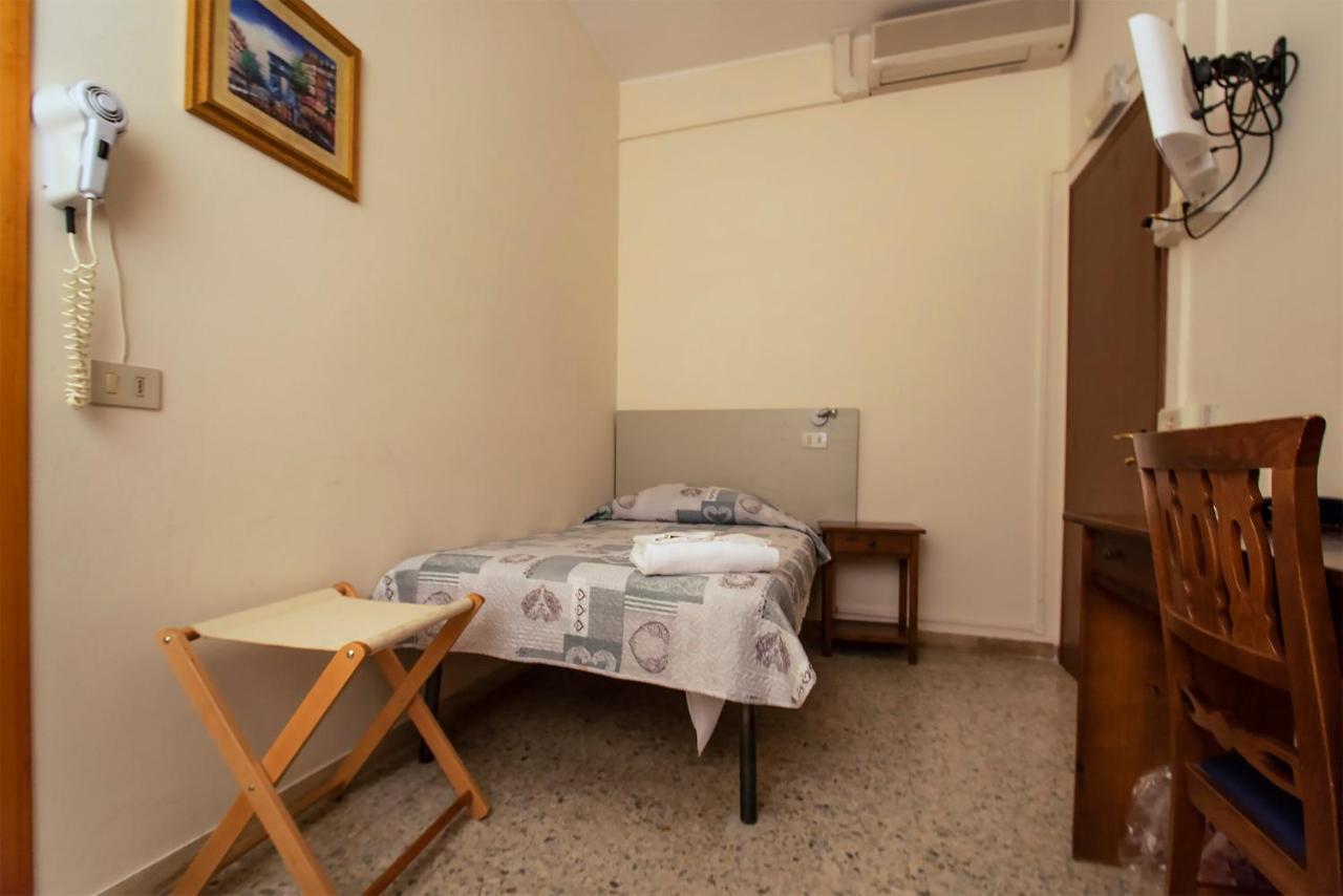 Hotel Sabatino フォッローニカ エクステリア 写真